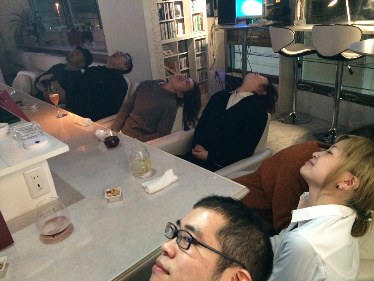 寝ても醒めても