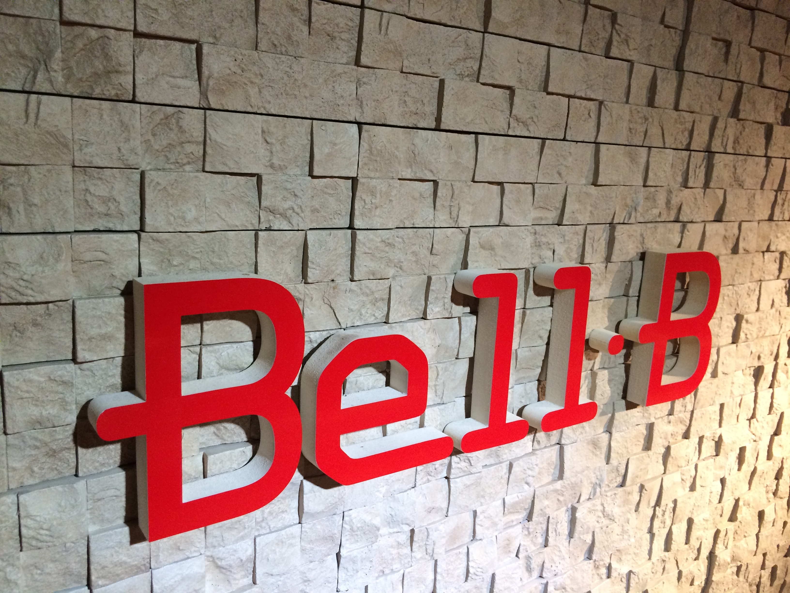 ワインってどこで作ってるんだろう。